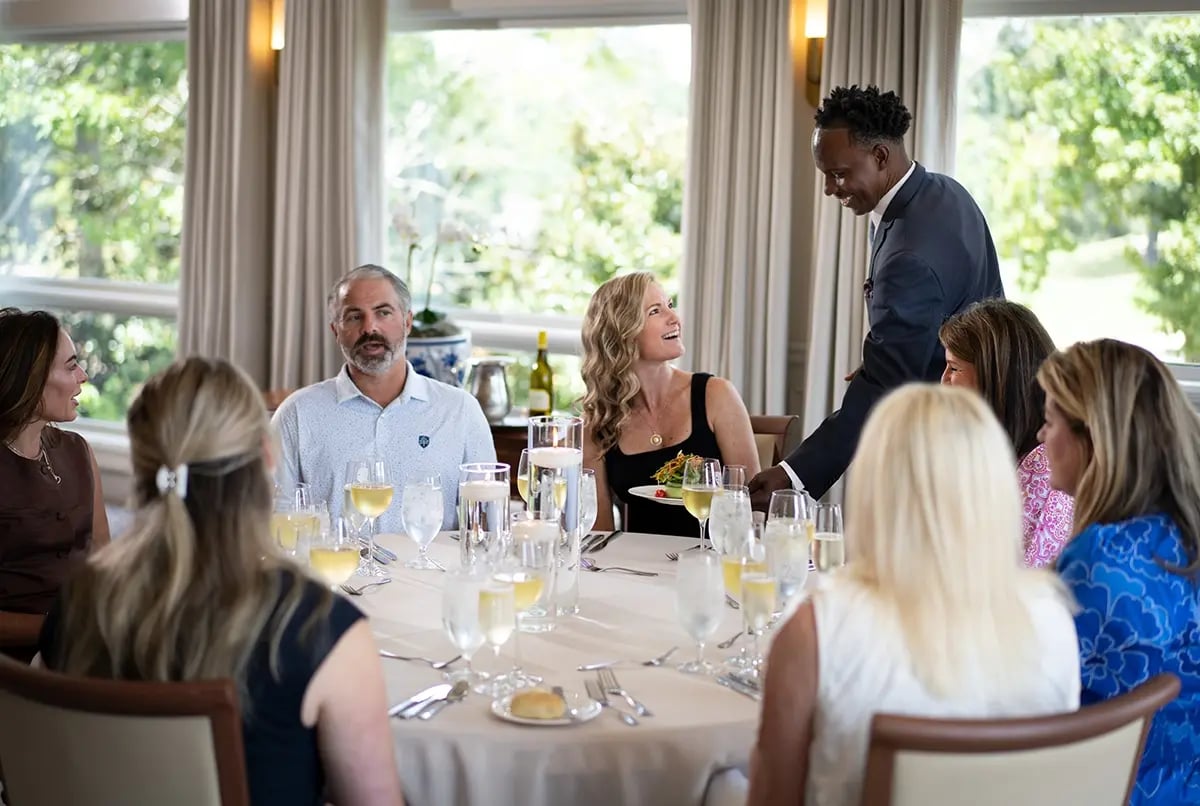 friends dining greystone gcc