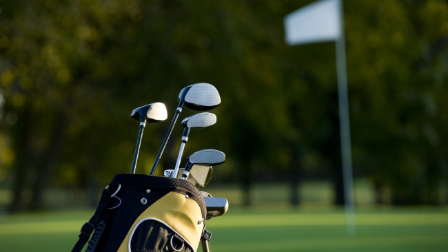 Outfit Your Golf Bag the Right Way
